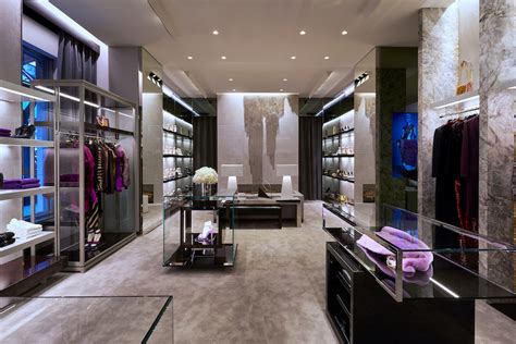 tom ford ny store hours